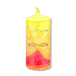 Kleine Stumpenkerze - Handgemacht mit Erdbeerduft - detail 2